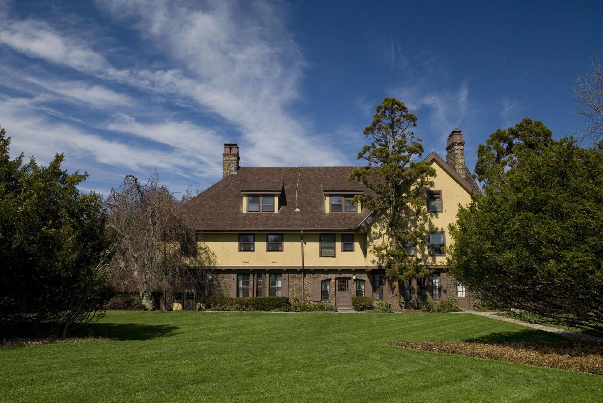 Rutgers University Inn And Conference Center New Brunswick Eksteriør bilde